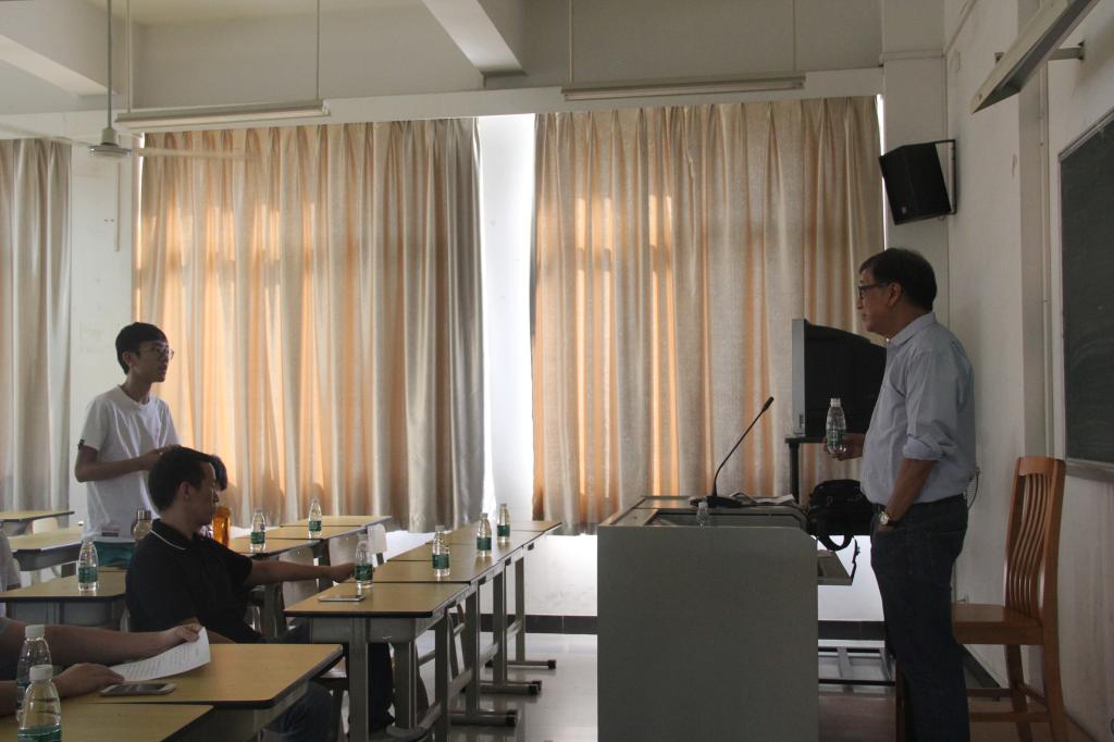 陈顺源与公司师生互动交流